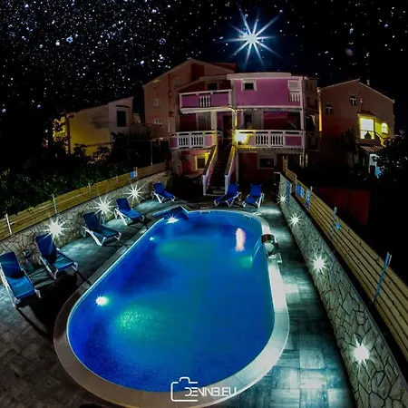 Ari Superior Apartments Novalja Exterior foto