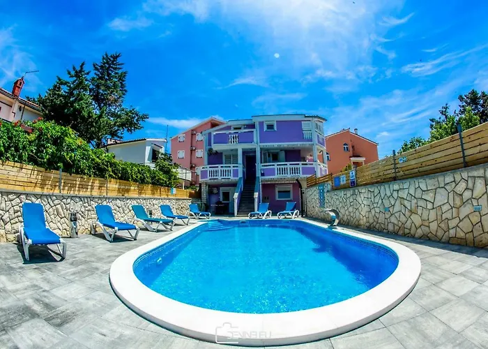 Ari Superior Apartments