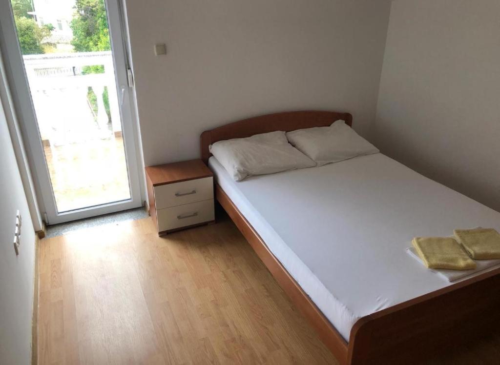 Apartment Ari Superior Novalja
