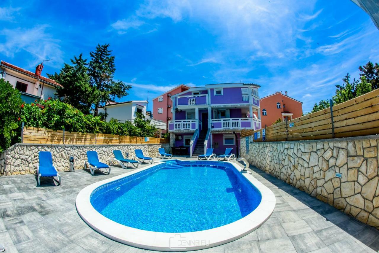 Apartment Ari Superior Novalja